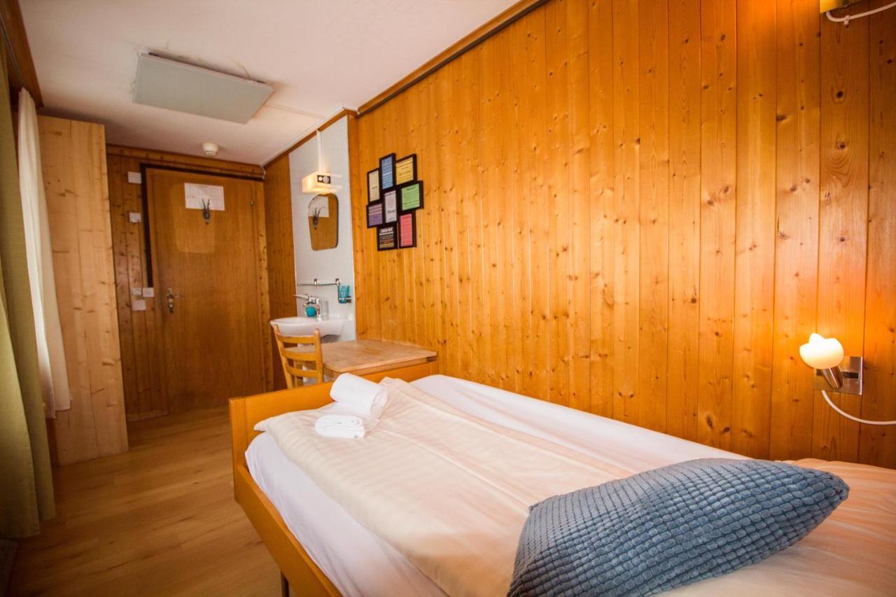 Hotel Hornerpub Lauterbrunnen Exterior photo